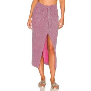 Beach Riot Suki Skirt in Beetroot Purple Shine